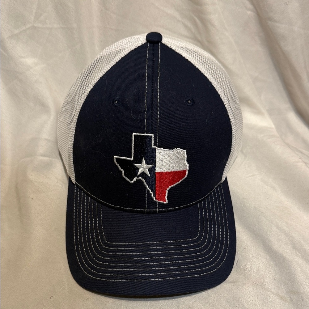 BUC-EE’s Navy and White Texas Flag Cap